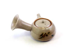 Hamburger Teespeicher Kyusu von Ninah Kim, ca. 120 ml, glasiertes Steinzeug Fashion