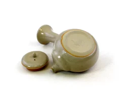 Hamburger Teespeicher Kyusu von Ninah Kim, ca. 120 ml, glasiertes Steinzeug Best