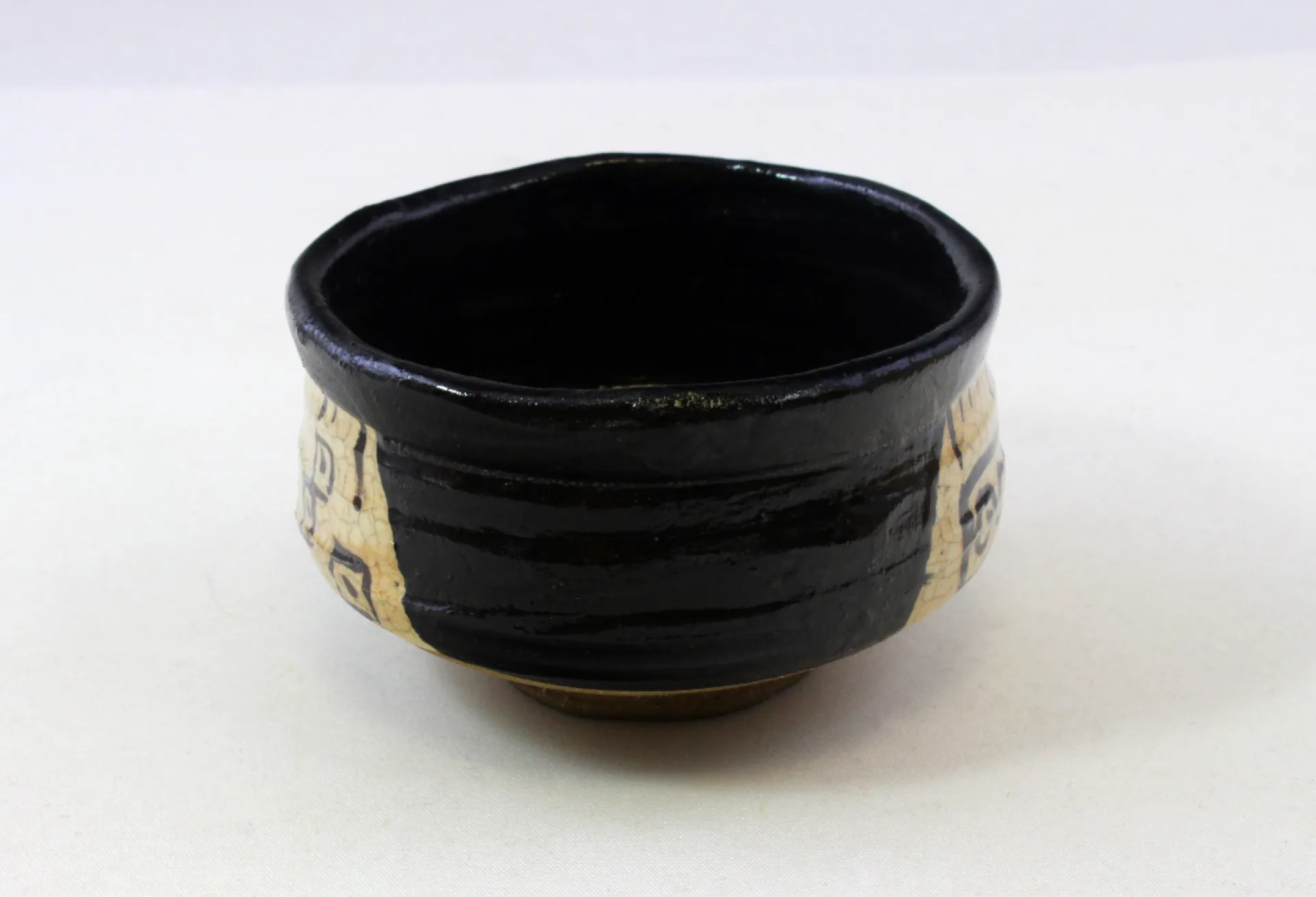 Hamburger Teespeicher Matchaschale (Chawan), Oribe, schwarz, beige Sale