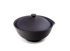 Hamburger Teespeicher Shiboridashi aus schwarzem Ton, flach New