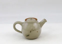 Hamburger Teespeicher Teekännchen von Ninah Kim, ca. 110 ml, glasiertes Steinzeug Clearance