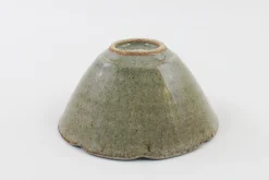 Hamburger Teespeicher Trinkschale, Handarbeit von Jiří Duchek mit Celadon-Glasur Hot